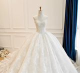 Personally customized cored lace lace appliques ball gown skirt wedding dresses 2025 sweeping and cathedral length