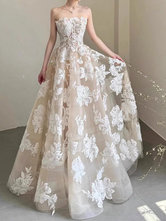 Anna’s Couture Offering Customization chic strapless lace appliqués ball gown skirt wedding dresses 2025