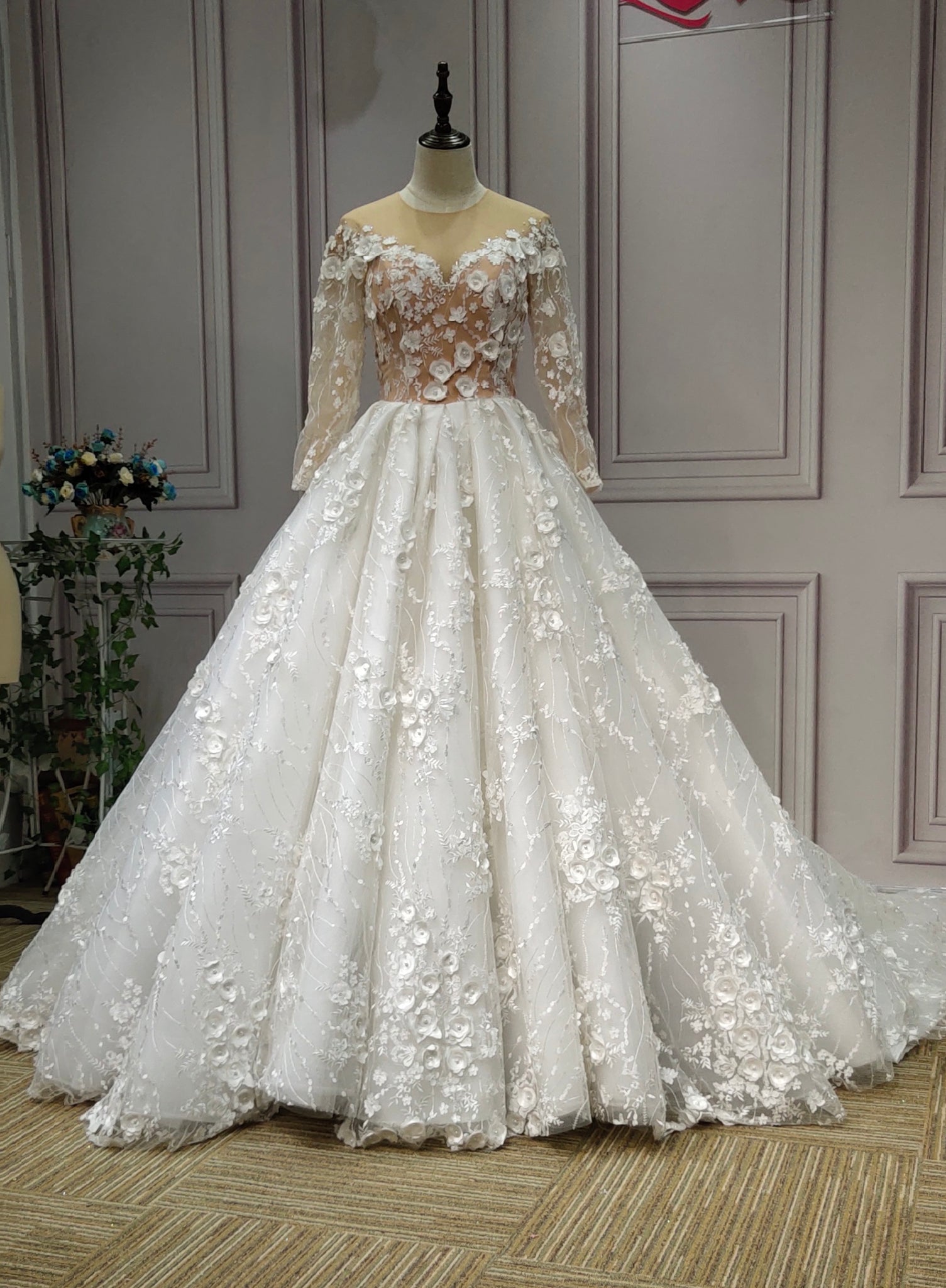 Timeless Wedding Dresses To Lookout : A princess gown but with a twist