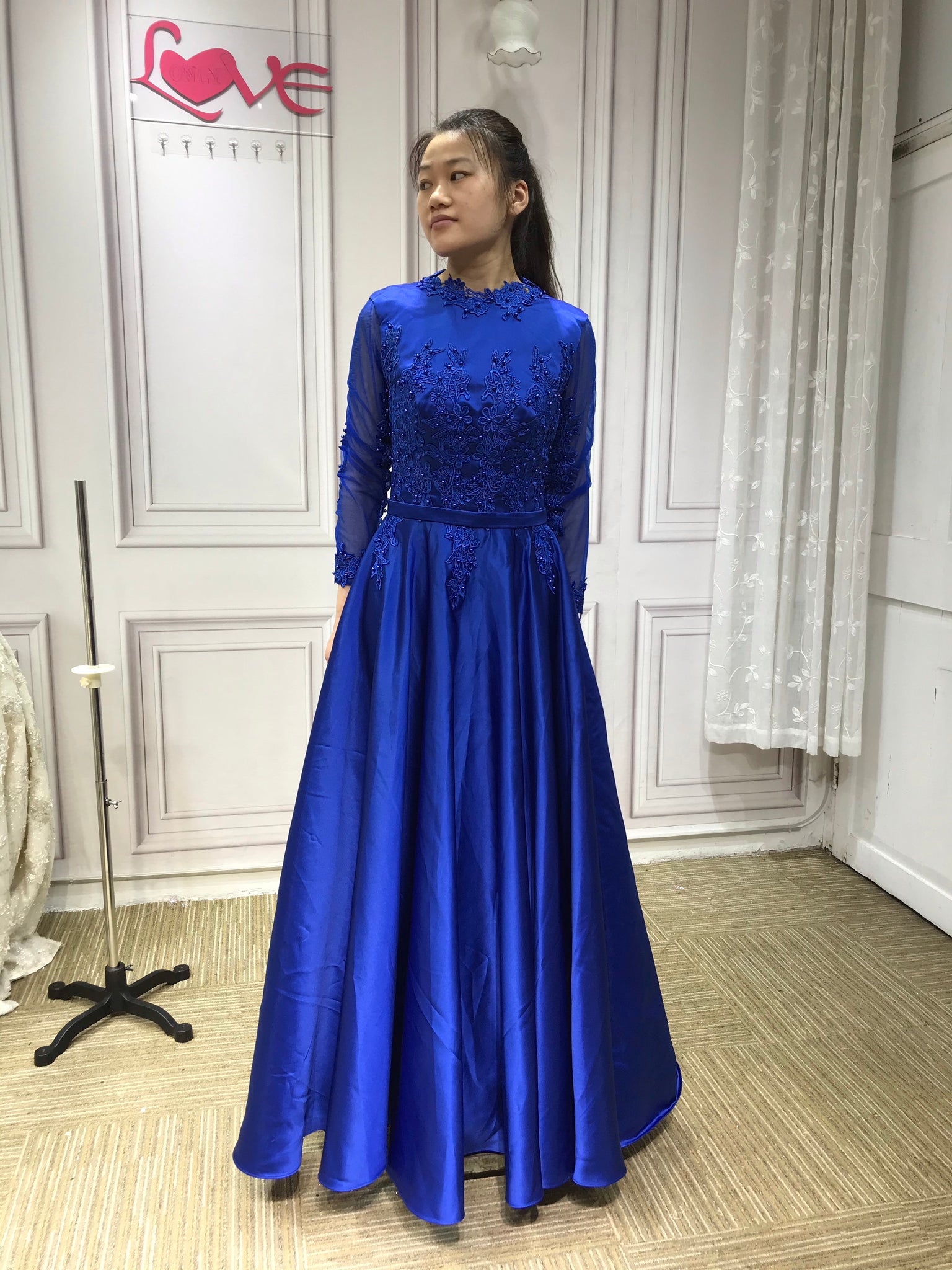Royal Blue Long Sequin Prom Dress fg274 – formalgowns