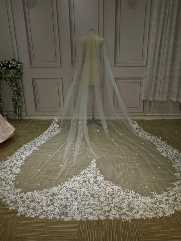 Pearls and floral cathedral length wedding veil 3 meters – Anna's ...