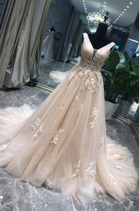 Spaghetti v neck champagne off white boho style lace wedding dress  2020